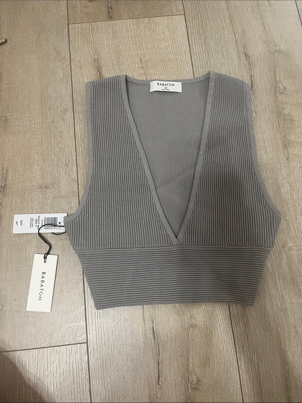 Babaton Gray Ribbed V-Neck Knit Crop